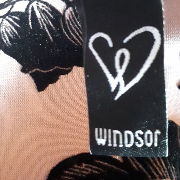 Dess - Picture 7 of 7